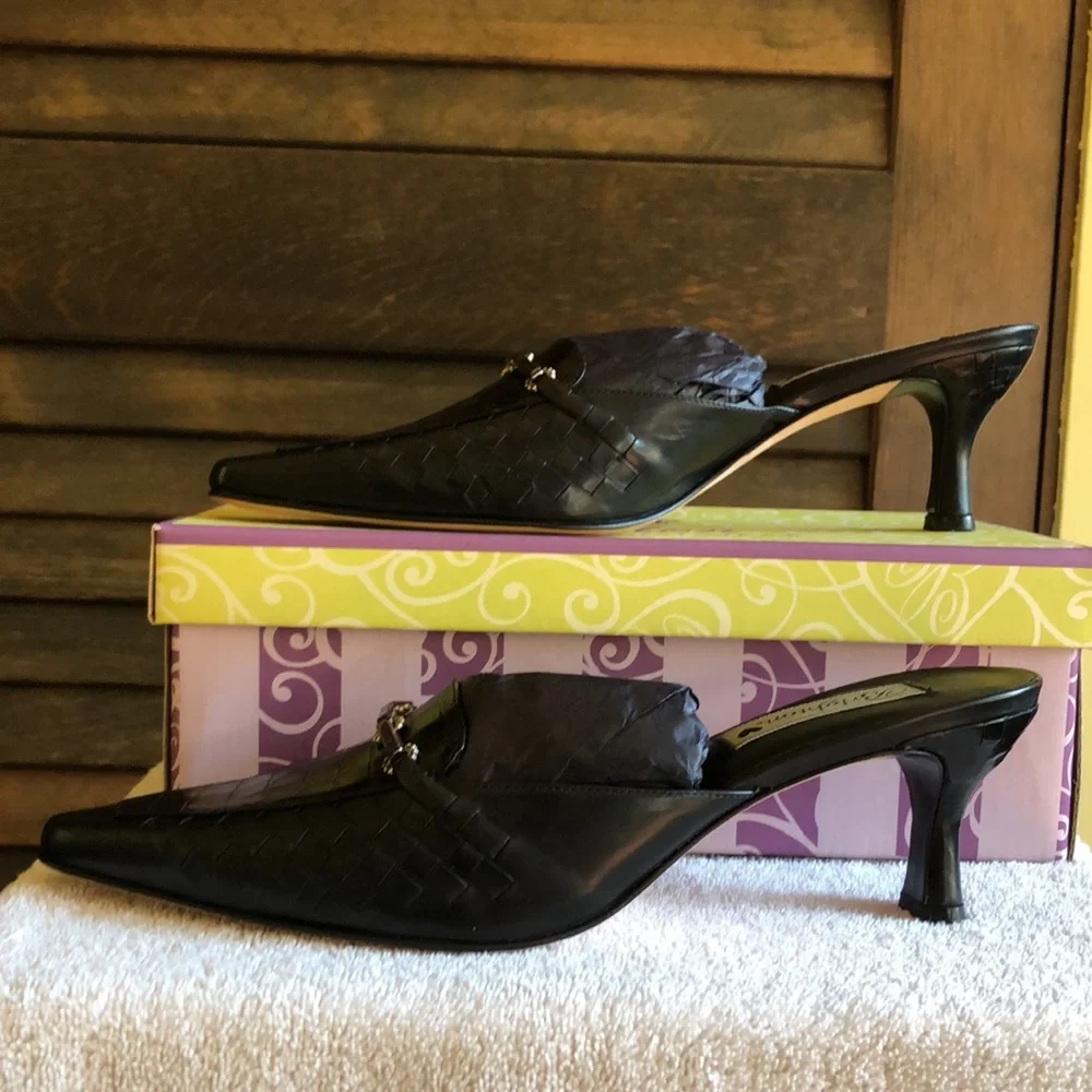 Brighton Black Woven Heels - Picture 2 of 11